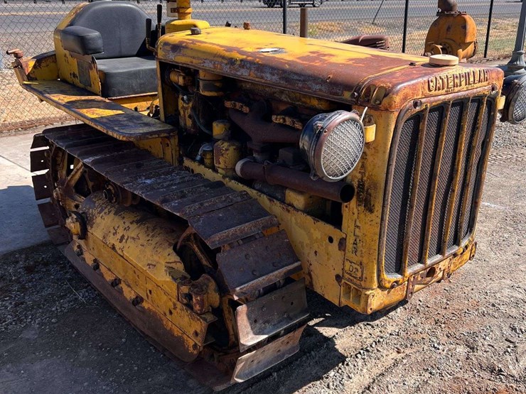 caterpillar-d2-image-3