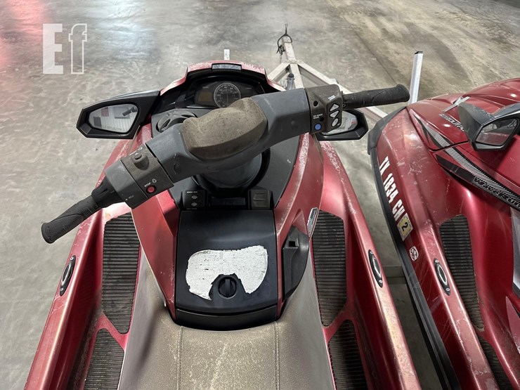 yamaha-waverunner-personal-watercrafts-image-11