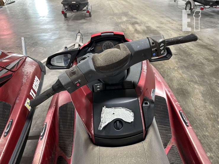yamaha-waverunner-personal-watercrafts-image-17