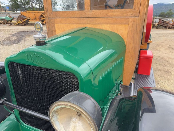 white-fuel-truck-image-9