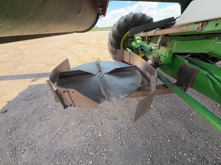 1981-john-deere-8820-image-29
