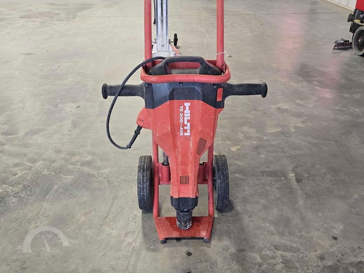 2019-hilti-te2000-avr-30-39-lb-electric-breaker-image-7