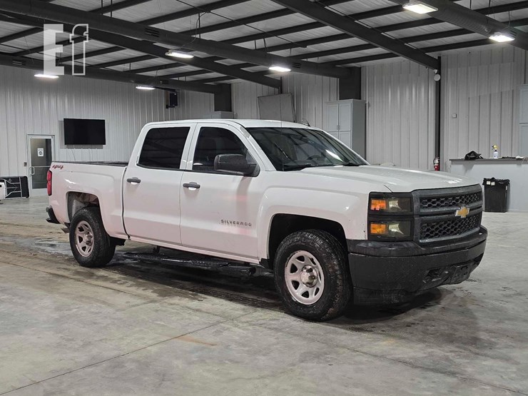 2015-chevrolet-silverado-1500-image-2