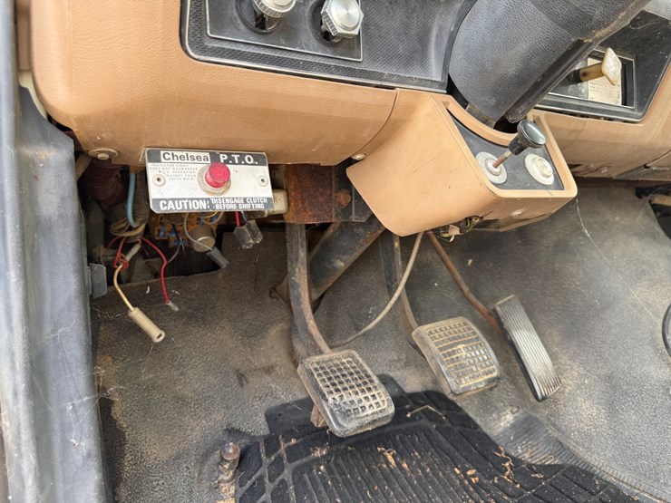 1989-ford-f700-image-79