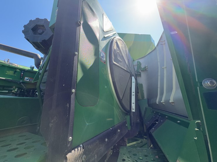 2015-john-deere-s680-image-36