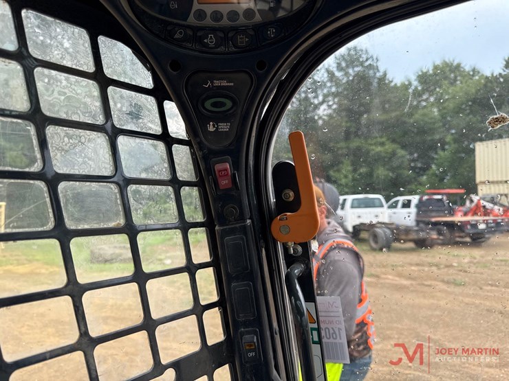 2014-bobcat-t750-image-20