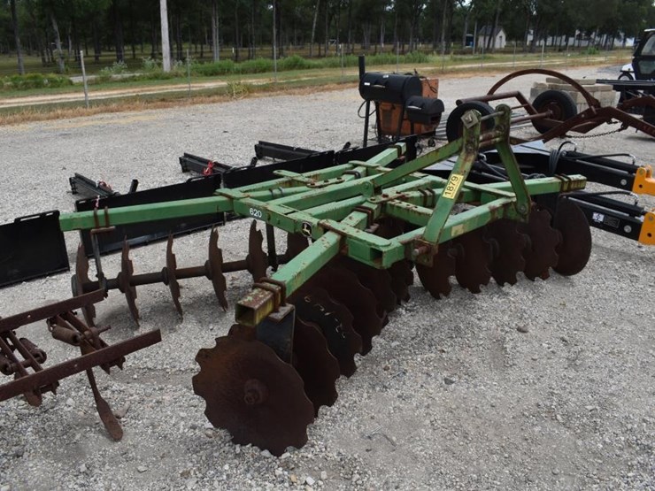 john-deere-620-image-1