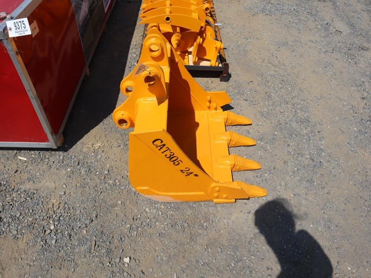 caterpillar-305-image-3