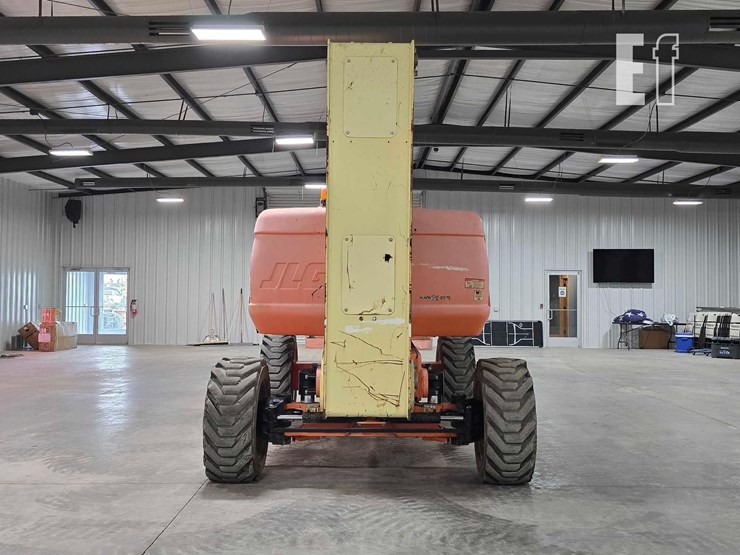 2016-jlg-800aj-image-8