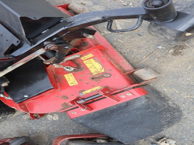 toro-groundmaster-7210-diesel-zero-turn-mower-image-11