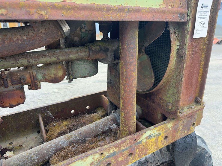 john-deere-model-b-image-9