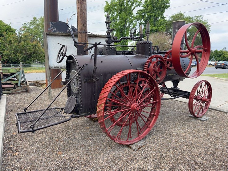 russell-portable-steam-engine-image-4