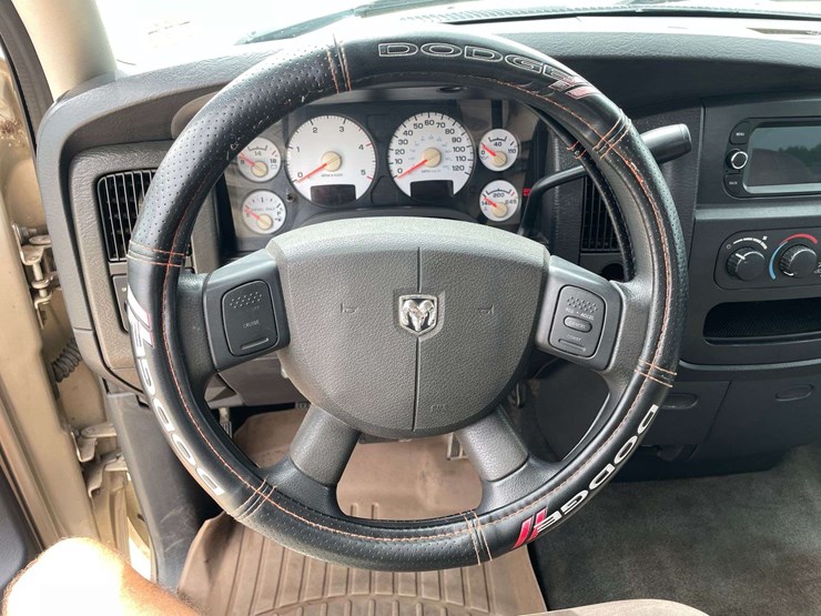 2004-dodge-ram-2500-image-13