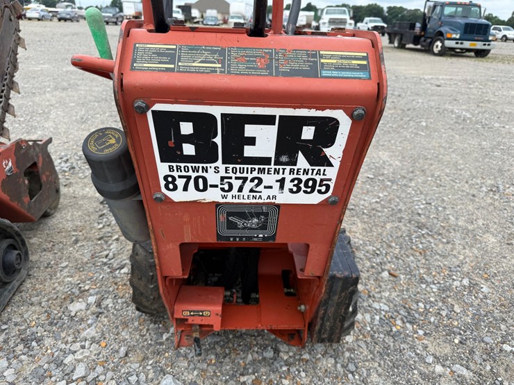 ditch-witch-c12-image-14