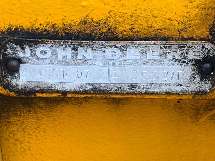 1976-deere-310a-image-27