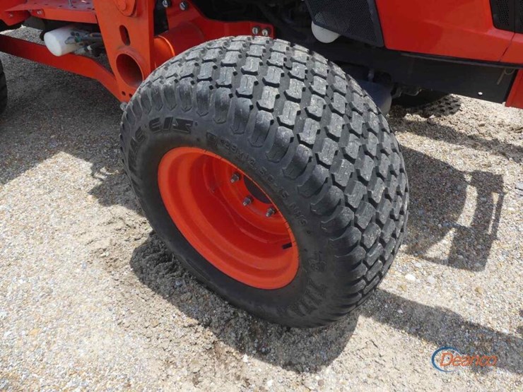 kubota-mx5200dt-image-9