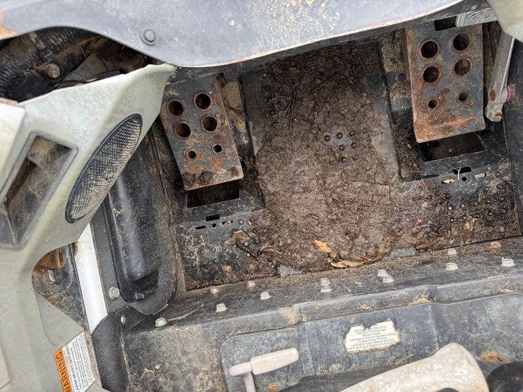 bobcat-t550-image-37