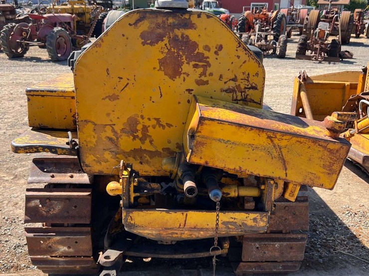 caterpillar-d2-image-6