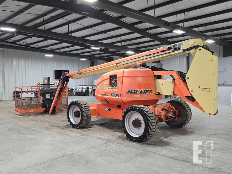 2006-jlg-600aj-image-4