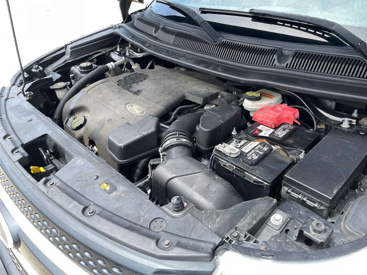 2014-ford-explorer-limited-image-7
