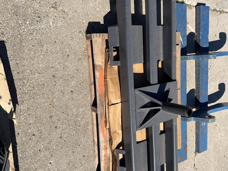 bale-spear-plate-image-2