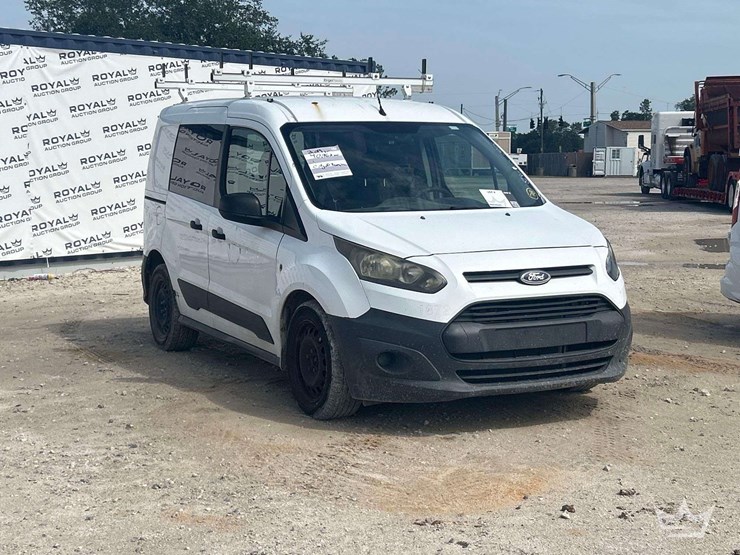 2015-fort-transit-connect-cargo-van-image-2
