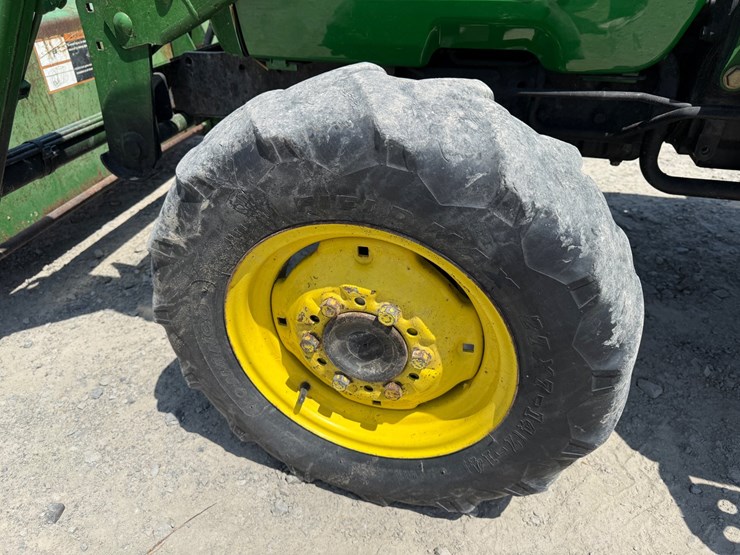 2000-john-deere-4200-image-9