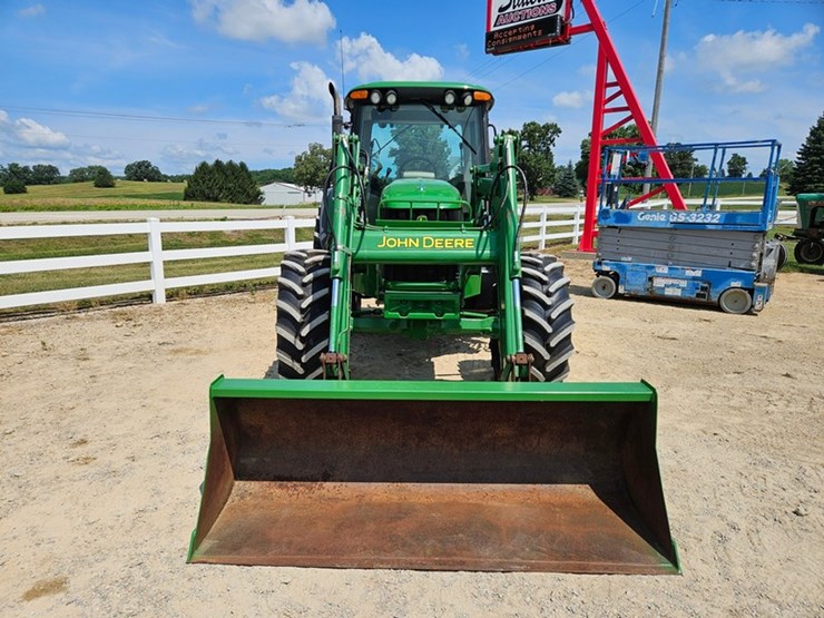 john-deere-6420-image-8