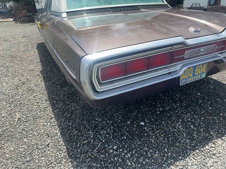 1966-ford-thunderbird-image-14
