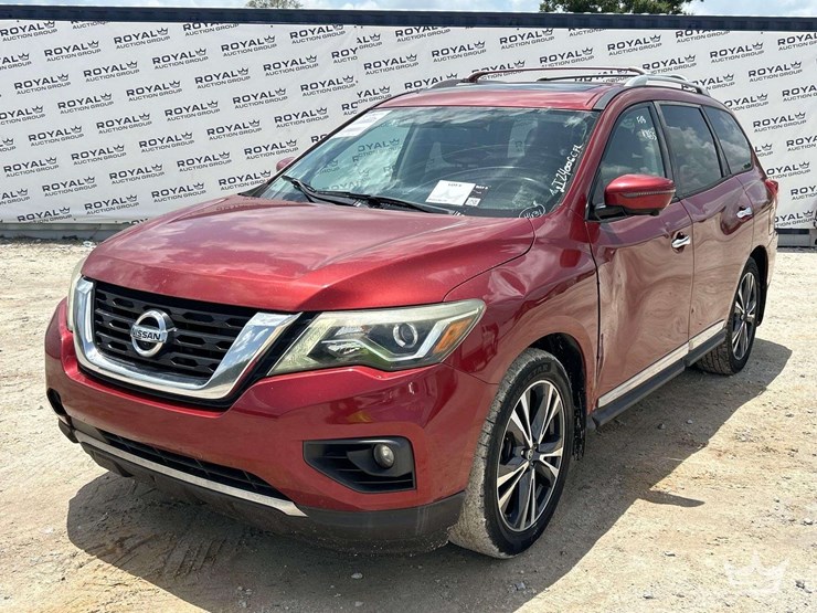 2017-nissan-pathfinder-image-1