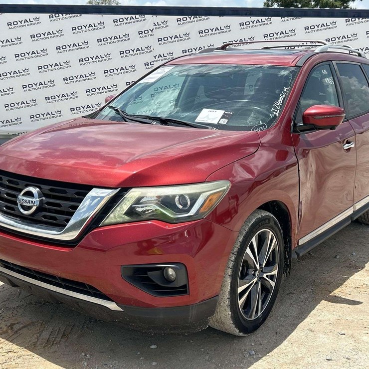 2017 NISSAN PATHFINDER