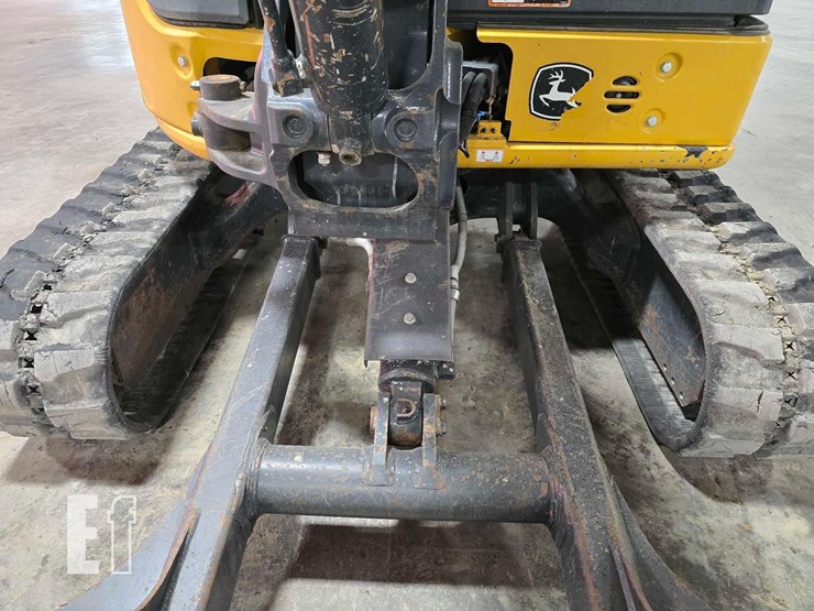 2021-deere-35g-image-26