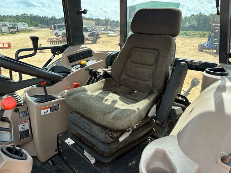 2014-kubota-m6060-image-7