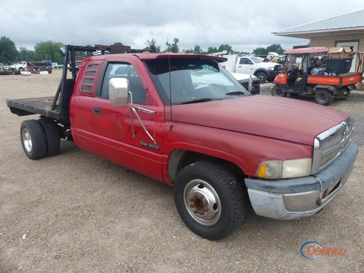 1999-dodge-ram-3500-image-1