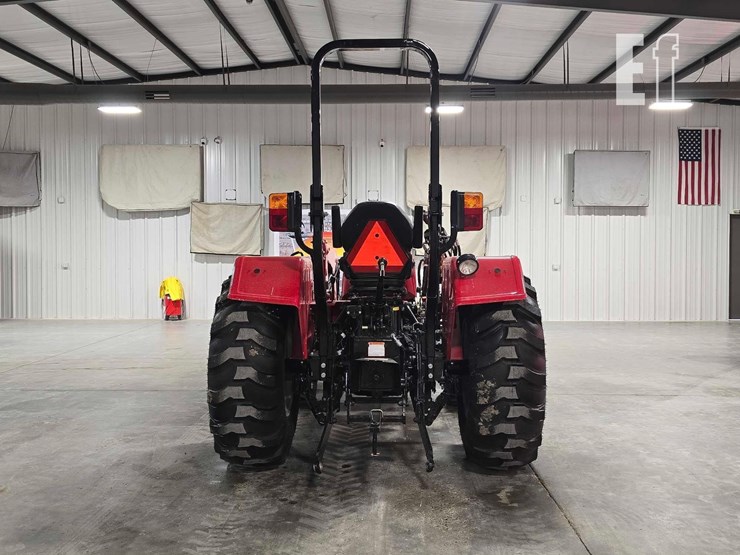 2026-mahindra-4540-image-8