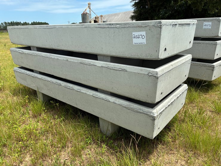 #20270-•-feed-troughs-image-1