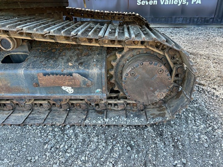 2016-case-cx160d-image-18