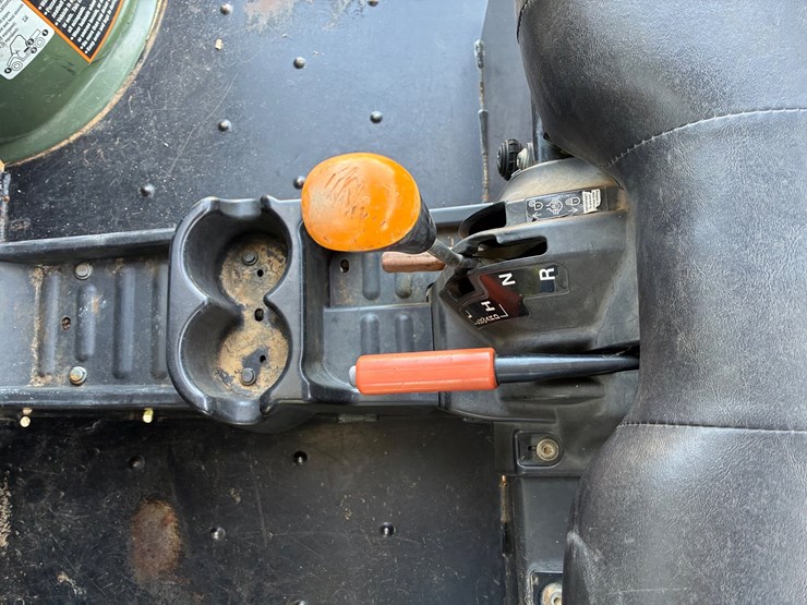 john-deere-gator-image-7