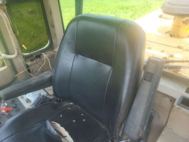 john-deere-744e-pay-loader-image-52