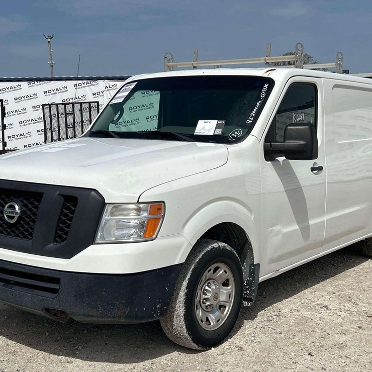 2014 NISSAN NV1500