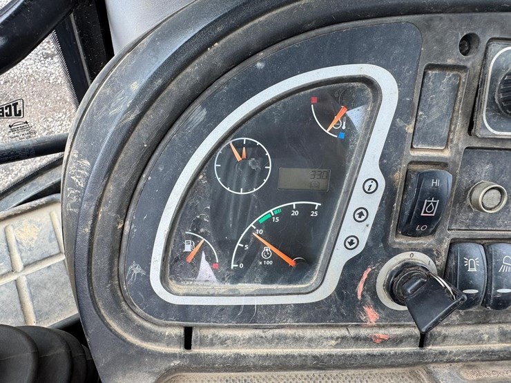 jcb-3cx14-image-25