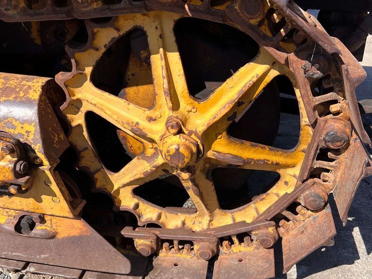 caterpillar-d2-image-9