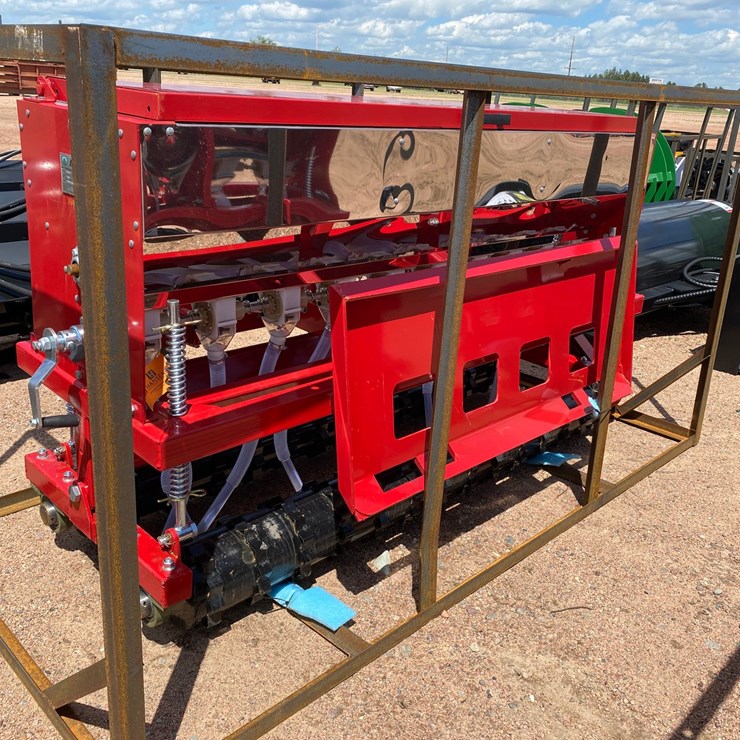#14556 • New 2026 AGT No Till Seeder (Mosinee, WI)