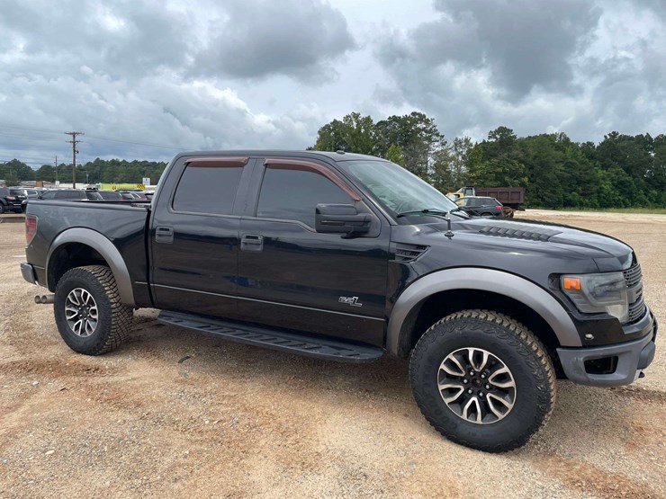 2013-ford-f150-raptor-image-4