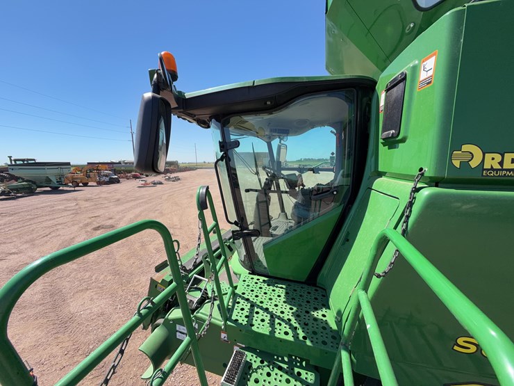 2015-john-deere-s680-image-52