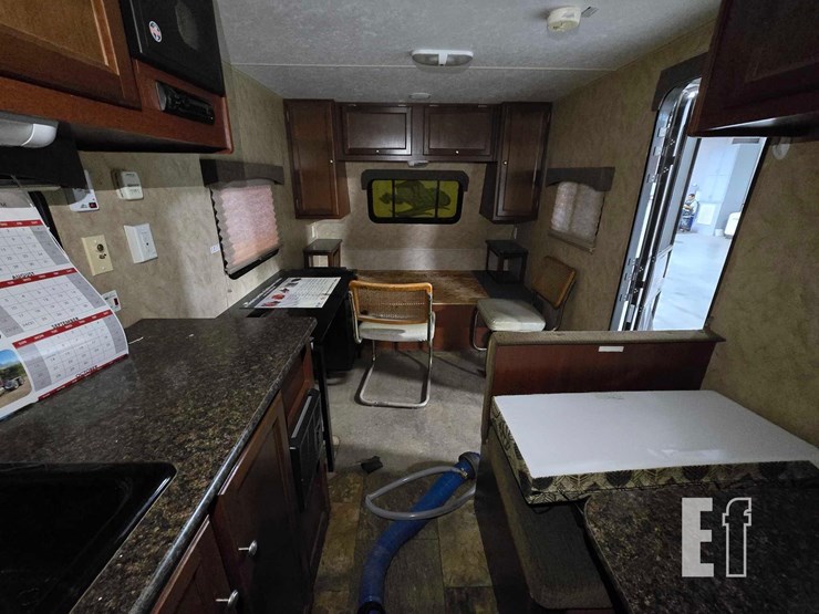 2014-coachmen-clipper-17fq-image-12