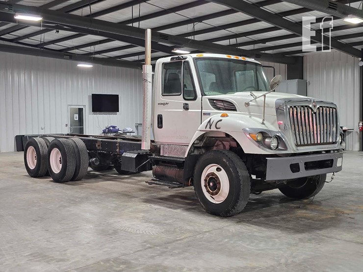 2012-international-workstar-7400-image-2