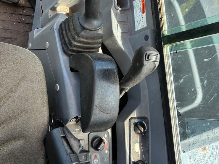 #9904-•-kubota-kxo80-4-excavator-image-14