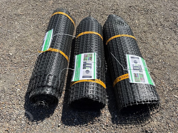 qty.-(3)-black-plastic-mesh-safety-fencing-rolls-image-2