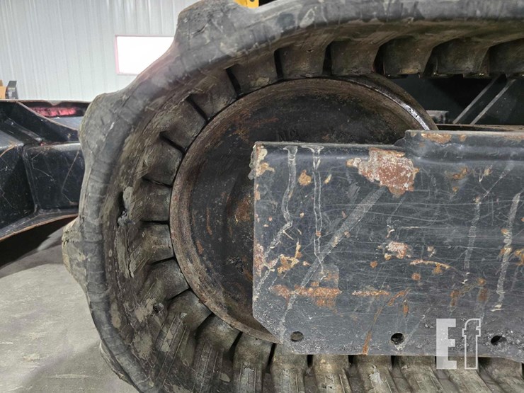 2019-caterpillar-303.5e2-cr-image-31